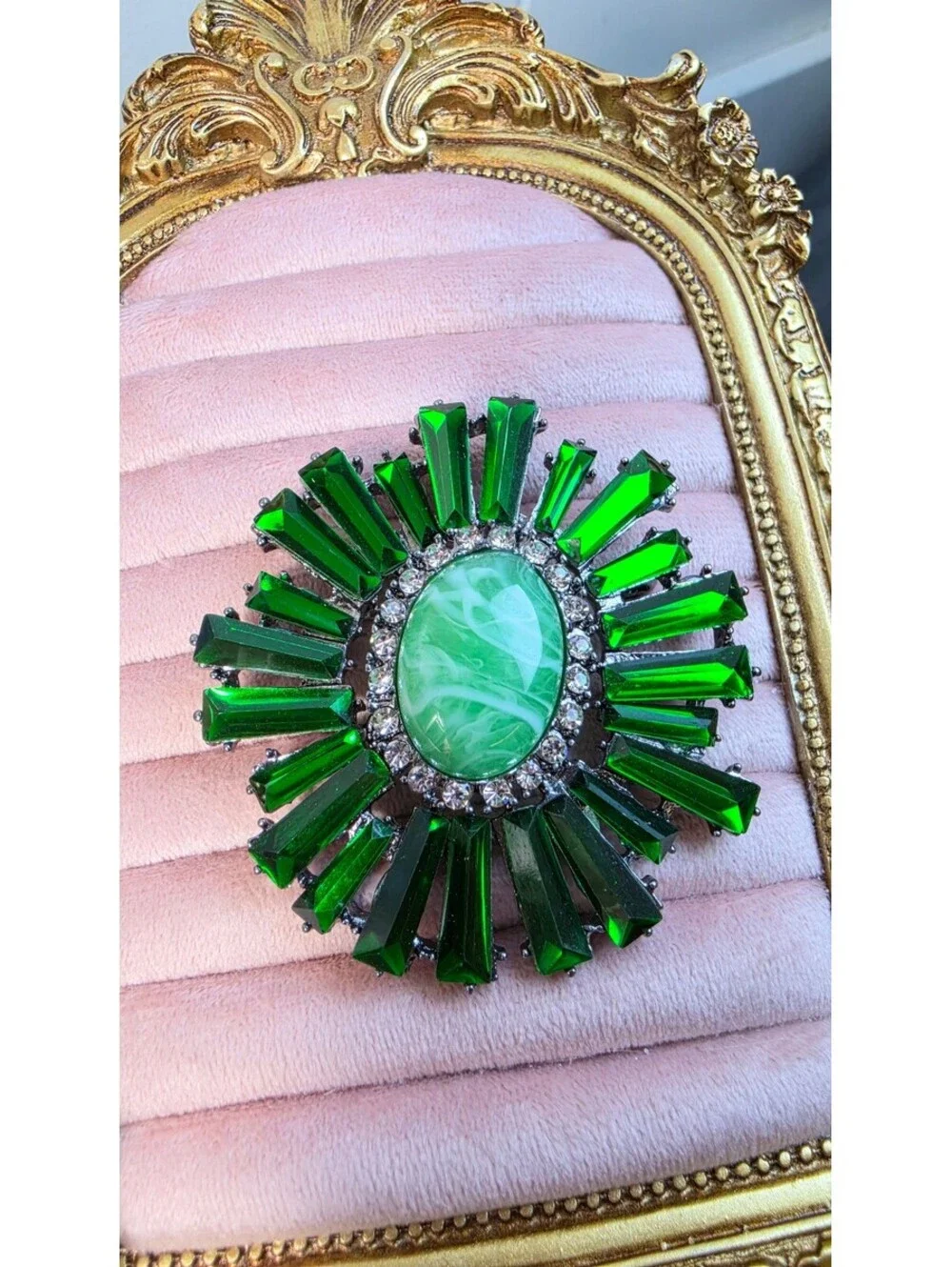 Vintage Style Green Synthetic Gemstone Brooch with Rhinestones